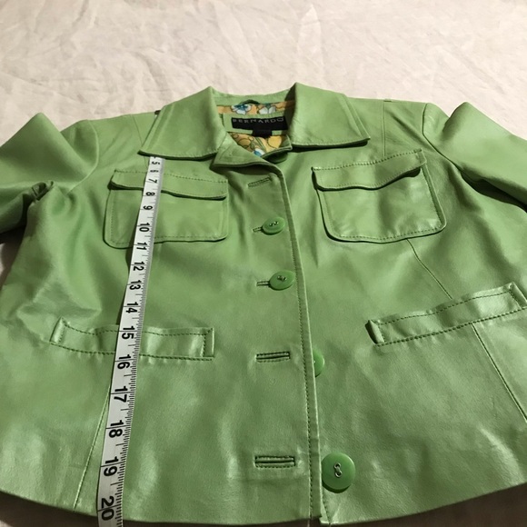{⚡️SALE} BERNARDO 90’s Vtg Fitted Leather Button Down Cropped Jacket - Picture 10 of 12